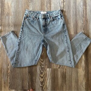 Women’s Topshop Light Blue Denim Jeans, size 28 **SEE LAST PIC**